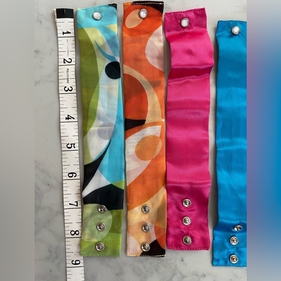 Kessaris Interchangeable Satin Strap Watch NIB - Picture 5 of 7